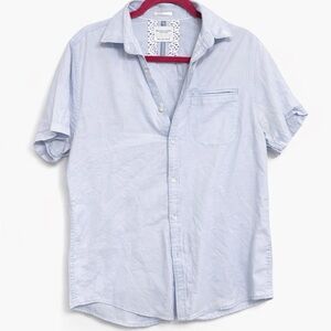 Women’s Light Blue Short-Sleeve Button-Down Shirt